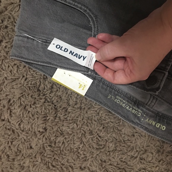 Never worn Old Navy Gray Pants Size 14 - Picture 3 of 5